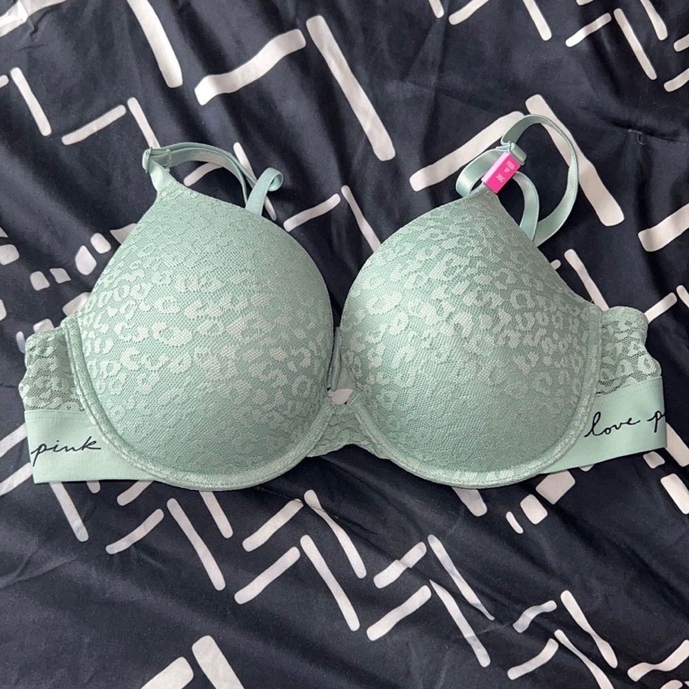 Pink VS Bra